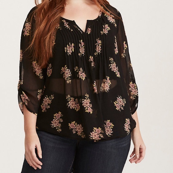 TORRID • Black Floral Pintuck Chiffon Blouse